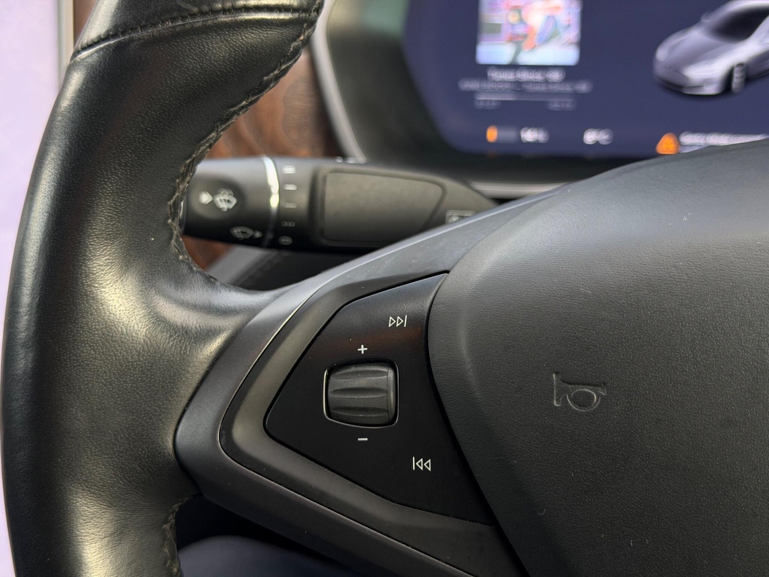 Used Tesla Model S 2019 for sale - 77237940: Photo 25