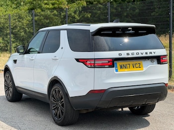 Used Land Rover Discovery 2017 for sale - 79236392: Photo