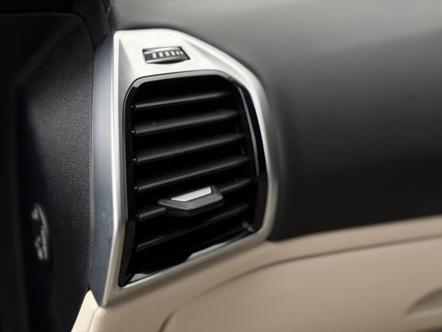 Used BMW 8 Series for sale - 77537841: Photo 33