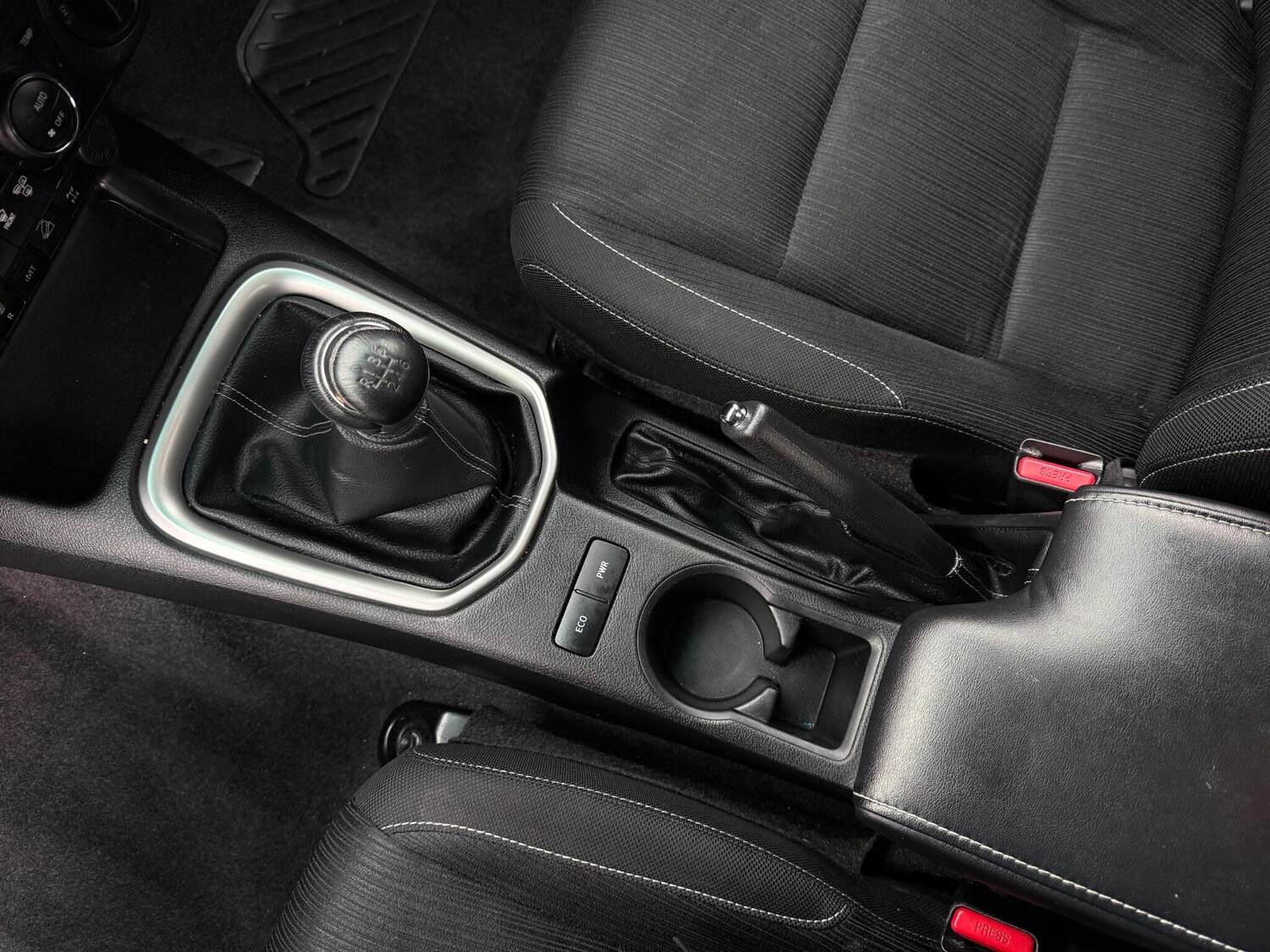 Used Toyota Hilux 2022 for sale - 77478503: Photo 18