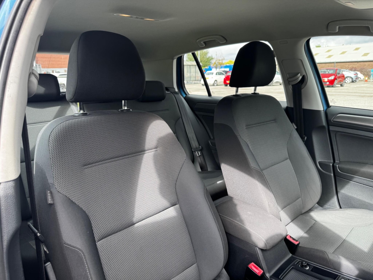 Used Volkswagen Golf 2013 for sale - 76832659: Photo 22