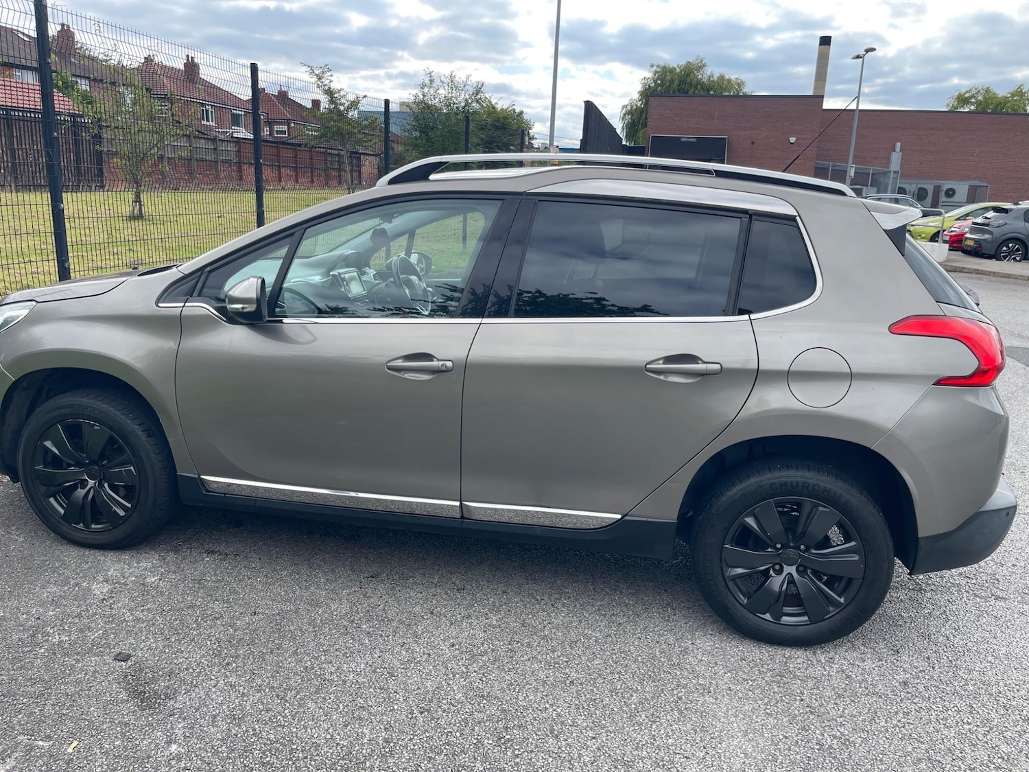 Used Peugeot 2008 2015 for sale - 76992747: Photo 7