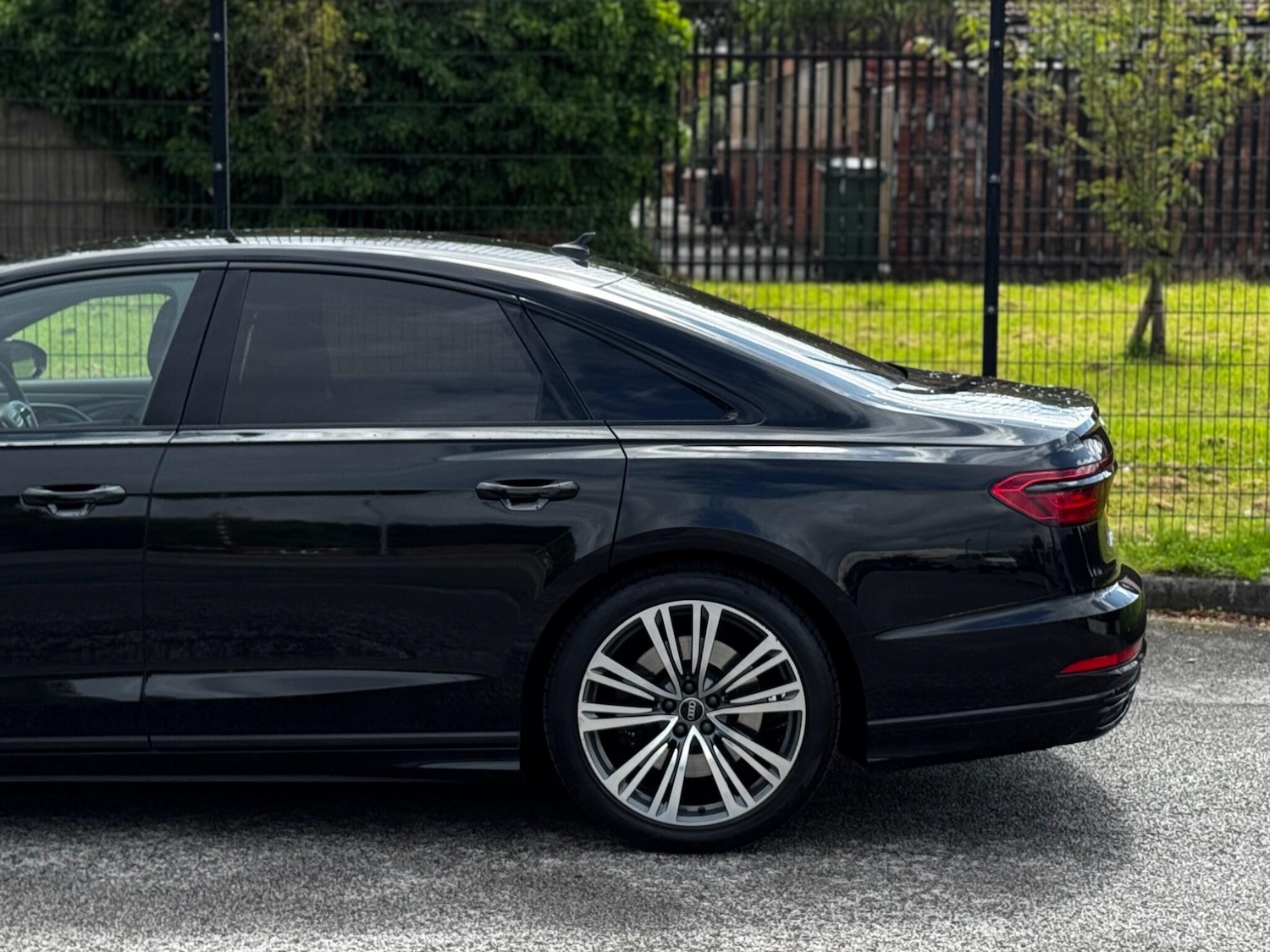 Used Audi A8 2021 for sale - 76561319: Photo 17