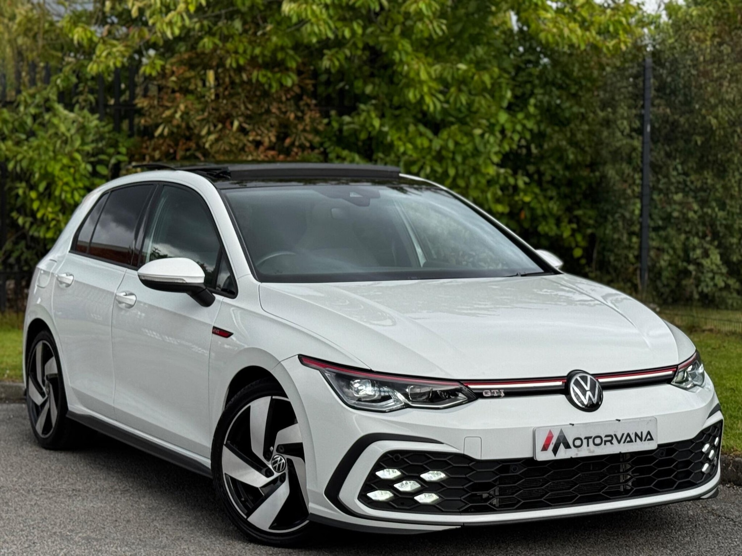 Used Volkswagen Golf 2023 for sale - 76561151: Photo 1