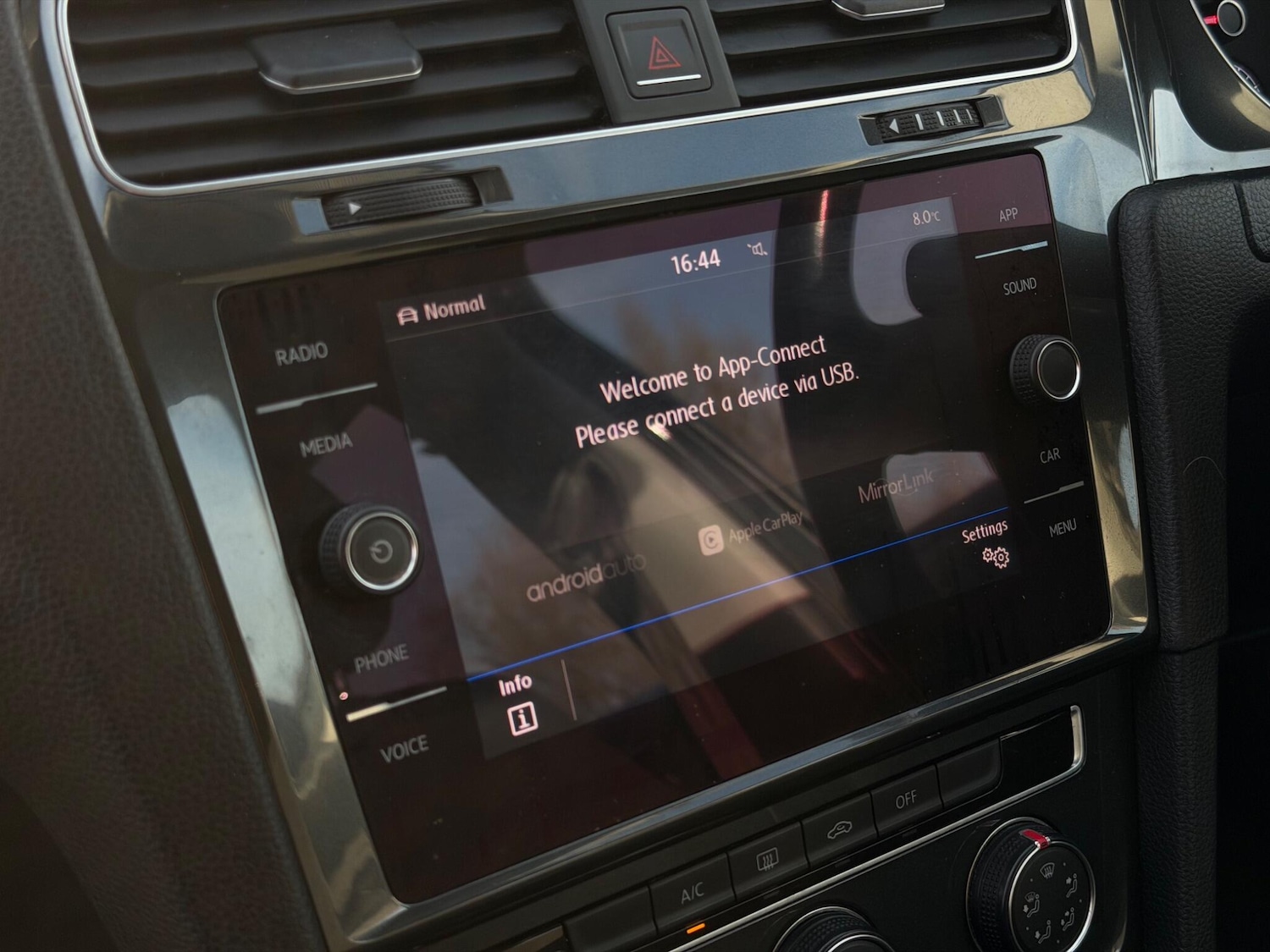 Used Volkswagen Golf 2017 for sale - 76989354: Photo 18