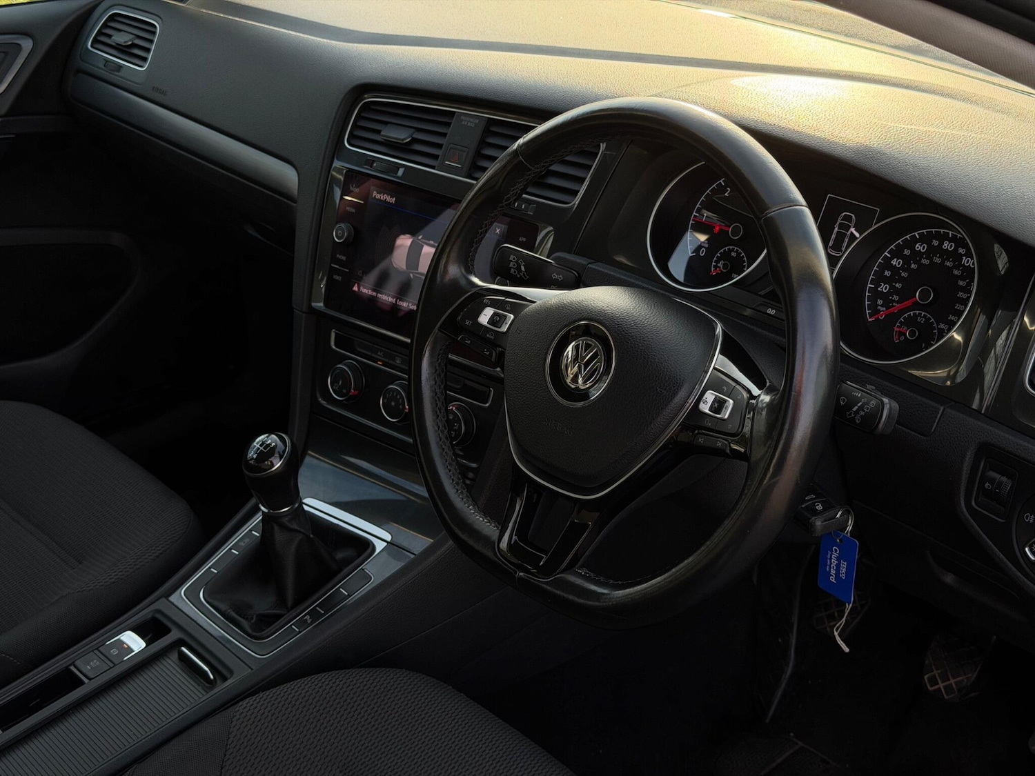 Used Volkswagen Golf 2017 for sale - 76989354: Photo 19