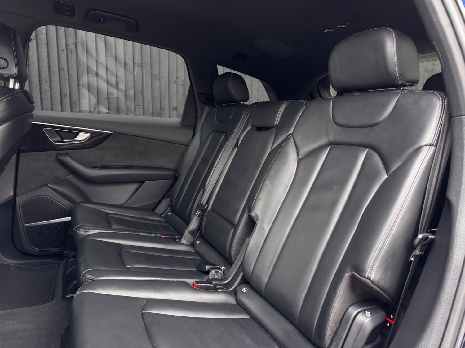 Used Audi Q7 2020 for sale - 76562543: Photo 30