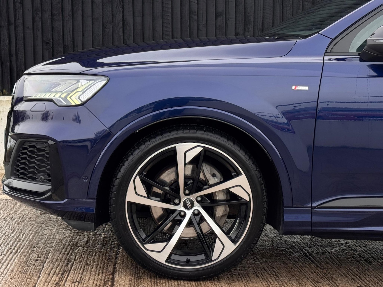 Used Audi Q7 2020 for sale - 76562543: Photo 39