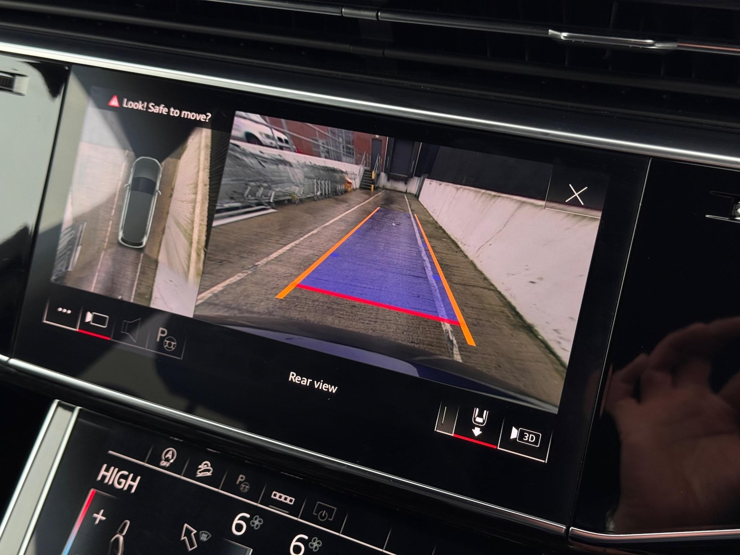 Used Audi Q7 2020 for sale - 76562543: Photo 49