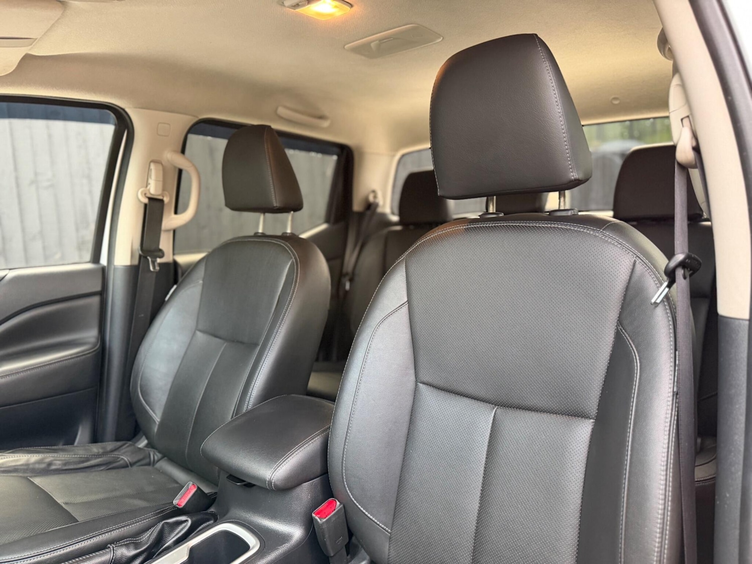 Used Nissan Navara 2018 for sale - 76752847: Photo 27