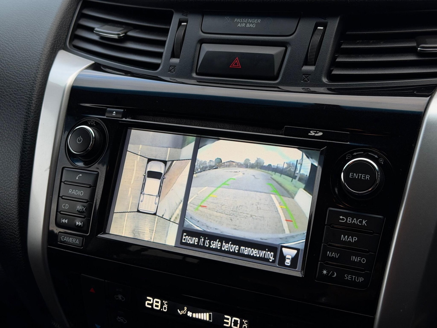 Used Nissan Navara 2018 for sale - 76752847: Photo 29