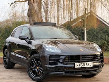 Used Porsche Macan 2018 for sale - 77306178: Photo
