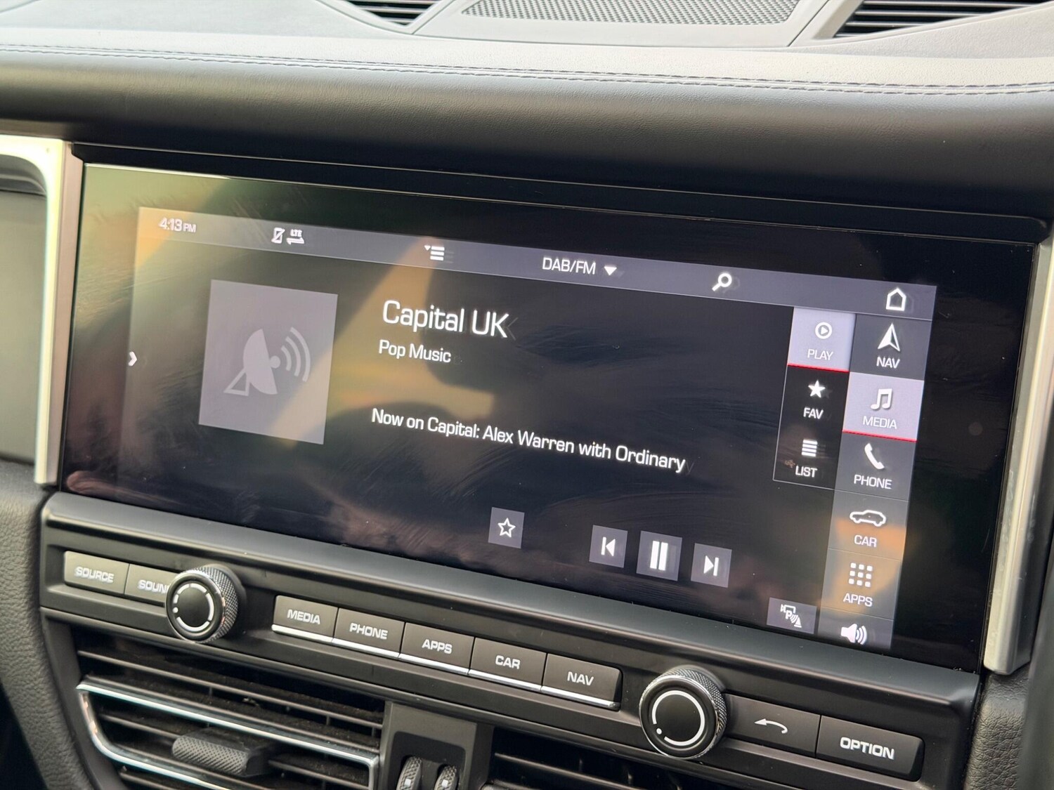 Used Porsche Macan for sale - 77306178: Photo 38