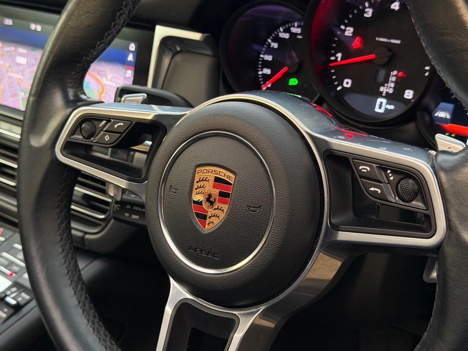 Used Porsche Macan for sale - 77306178: Photo 46