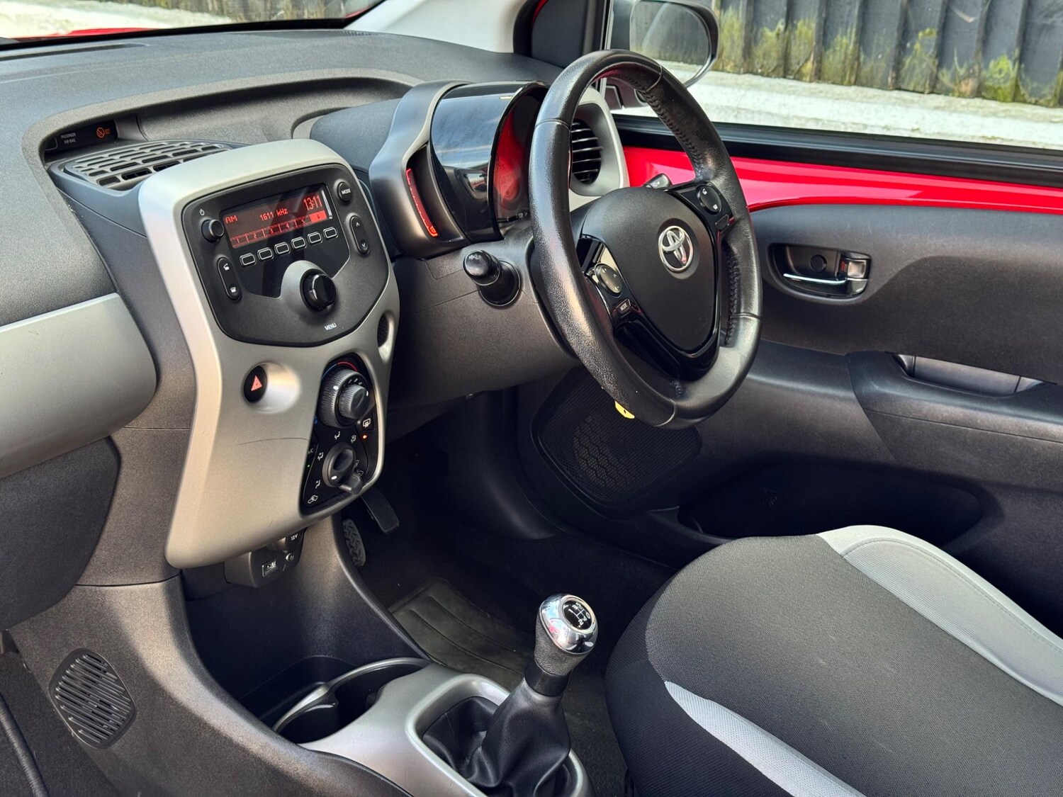 Used Toyota AYGO 2017 for sale - 76562532: Photo 15