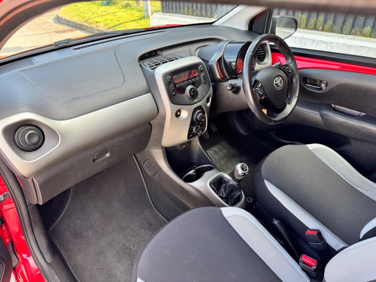 Used Toyota AYGO 2017 for sale - 76562532: Photo 16