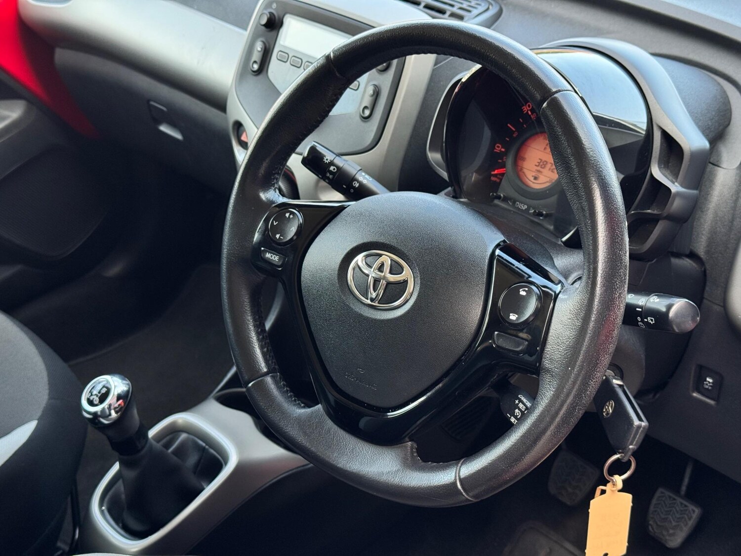 Used Toyota AYGO 2017 for sale - 76562532: Photo 29