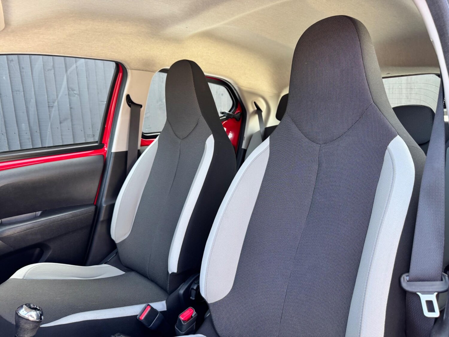 Used Toyota AYGO 2017 for sale - 76562532: Photo 30