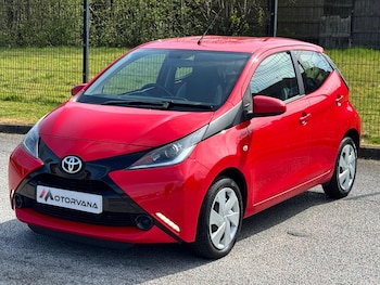 Used Toyota AYGO 2017 for sale - 76562532: Photo