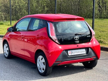 Used Toyota AYGO 2017 for sale - 76562532: Photo