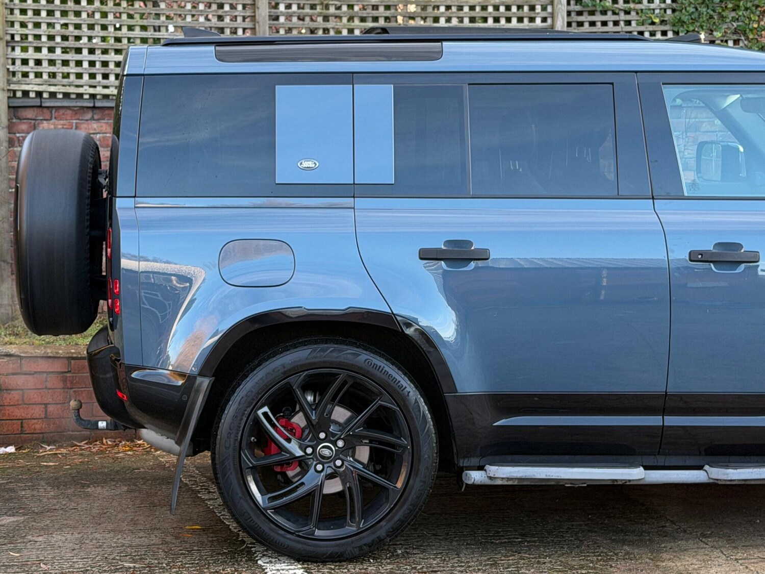 Used Land Rover Defender 110 for sale - 76964657: Photo 29