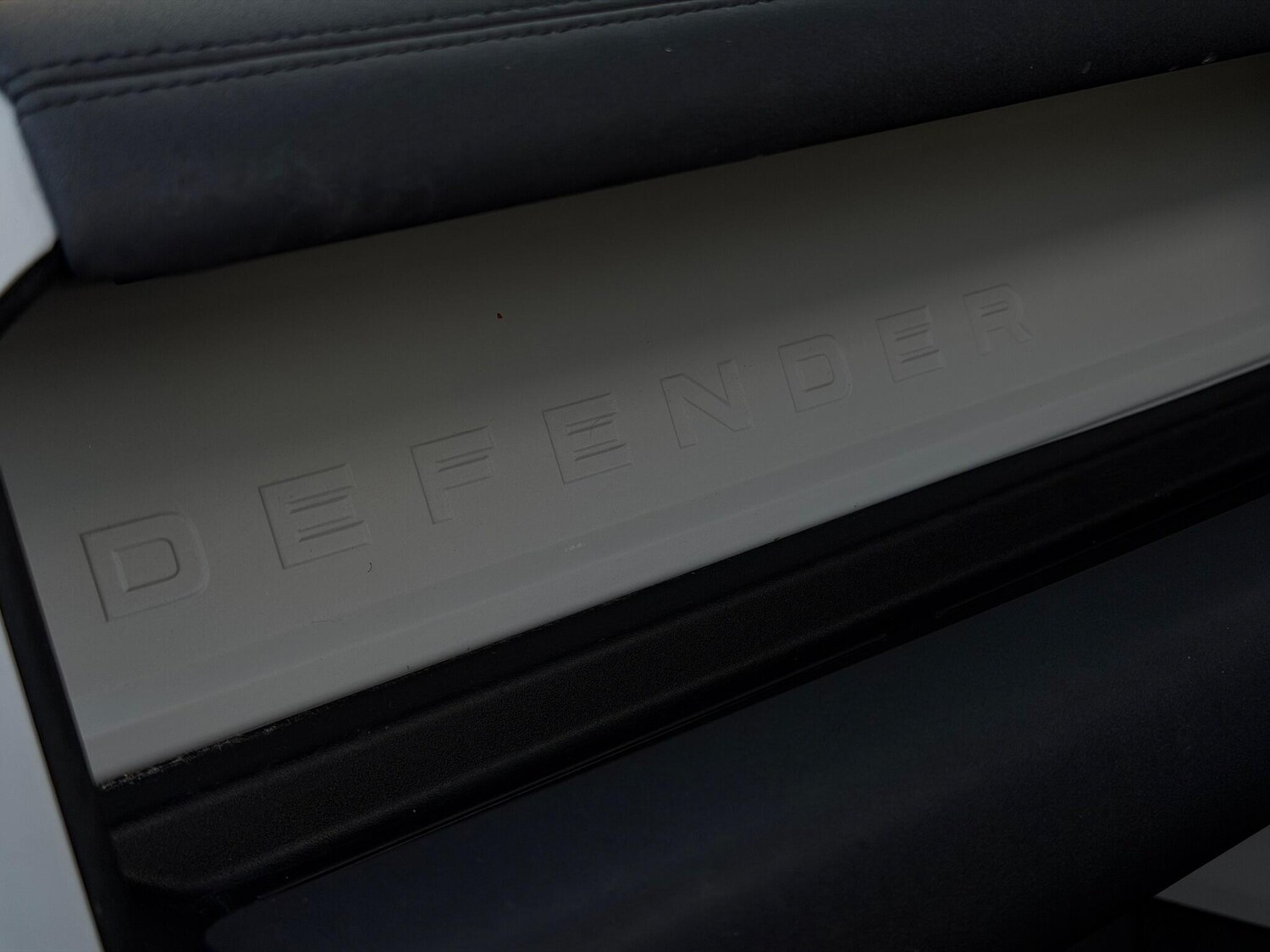 Used Land Rover Defender 110 for sale - 76964657: Photo 43