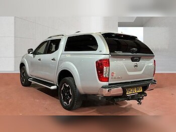 Used Nissan Navara 2020 for sale - 78244396: Photo