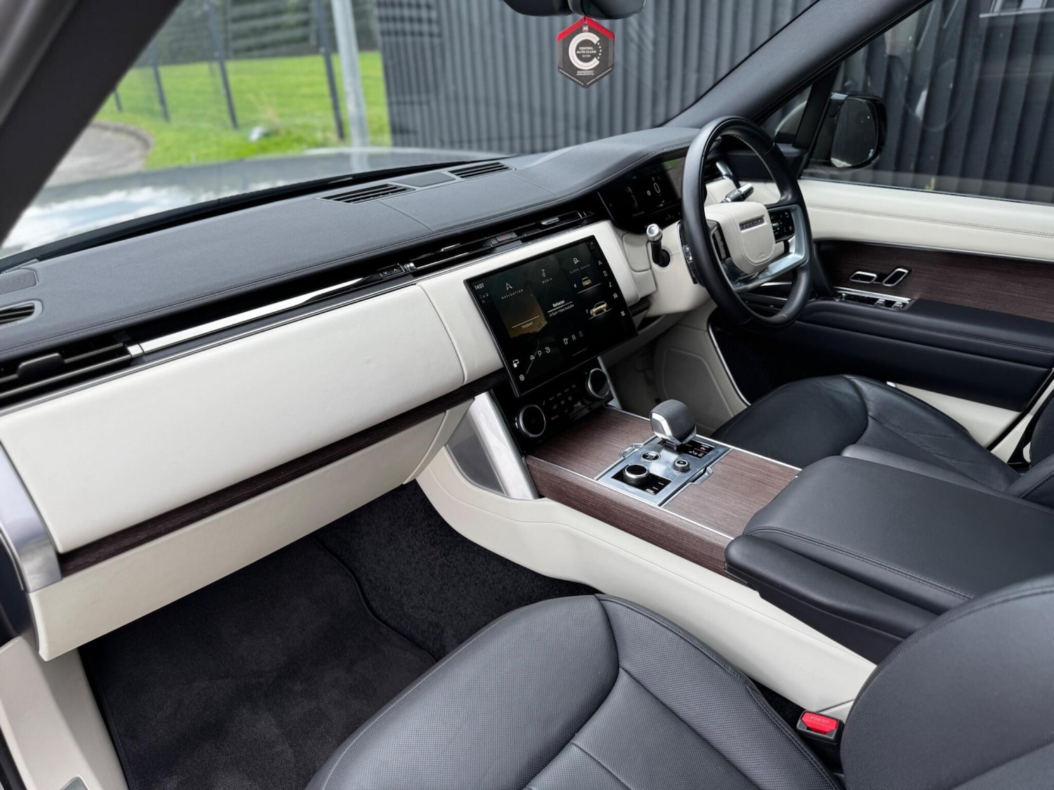 Used Land Rover Range Rover 2022 for sale - 76562531: Photo 26