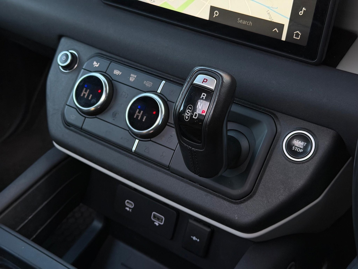 Used Land Rover Defender 2020 for sale - 77411024: Photo 27