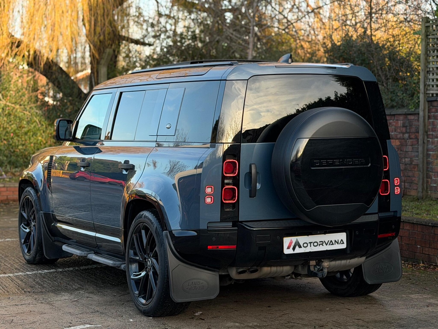 Used Land Rover Defender 2020 for sale - 77411024: Photo 4