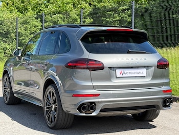 Used Porsche Cayenne 2017 for sale - 78934959: Photo