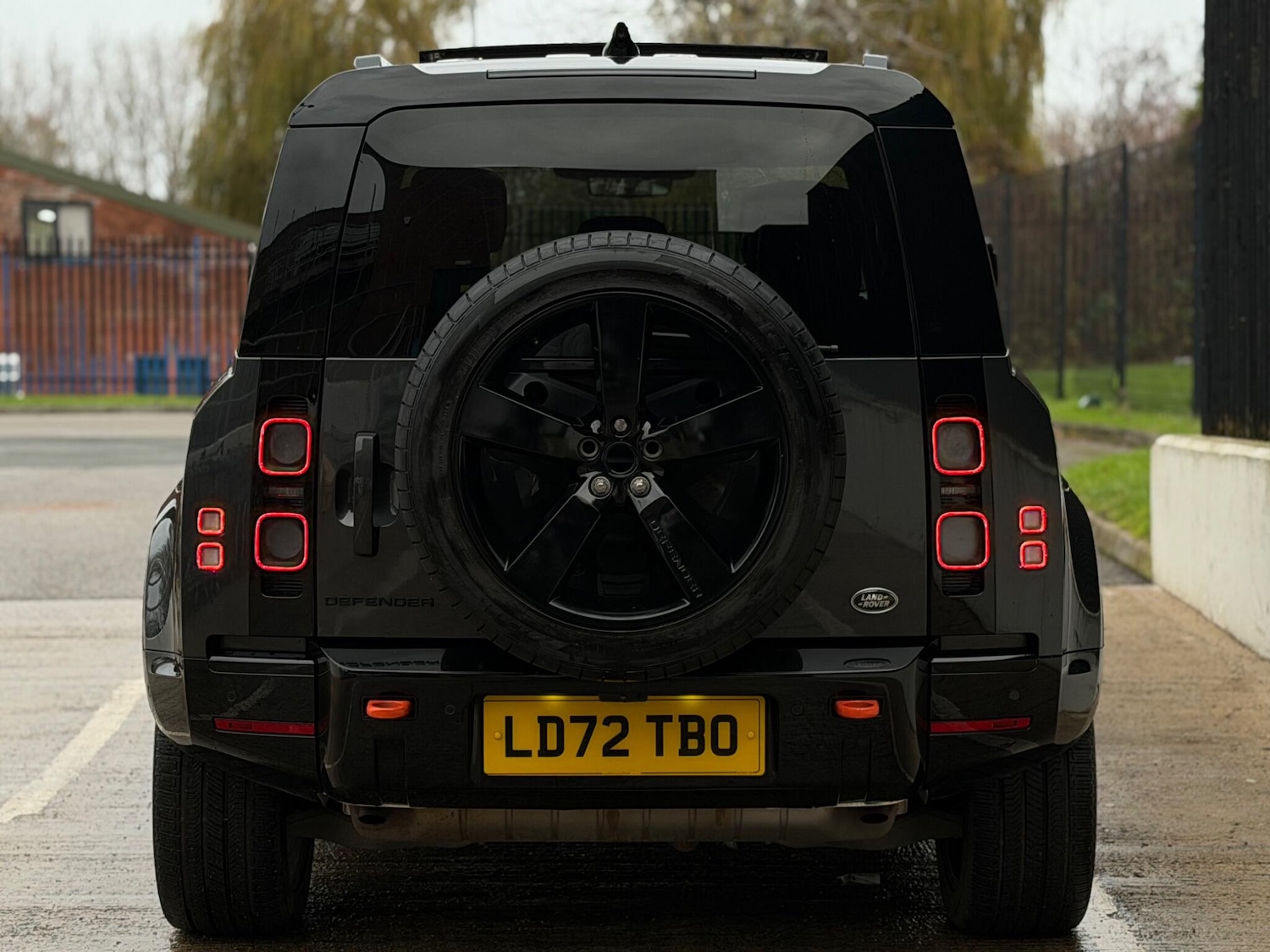 Used Land Rover Defender 2022 for sale - 76714246: Photo 15