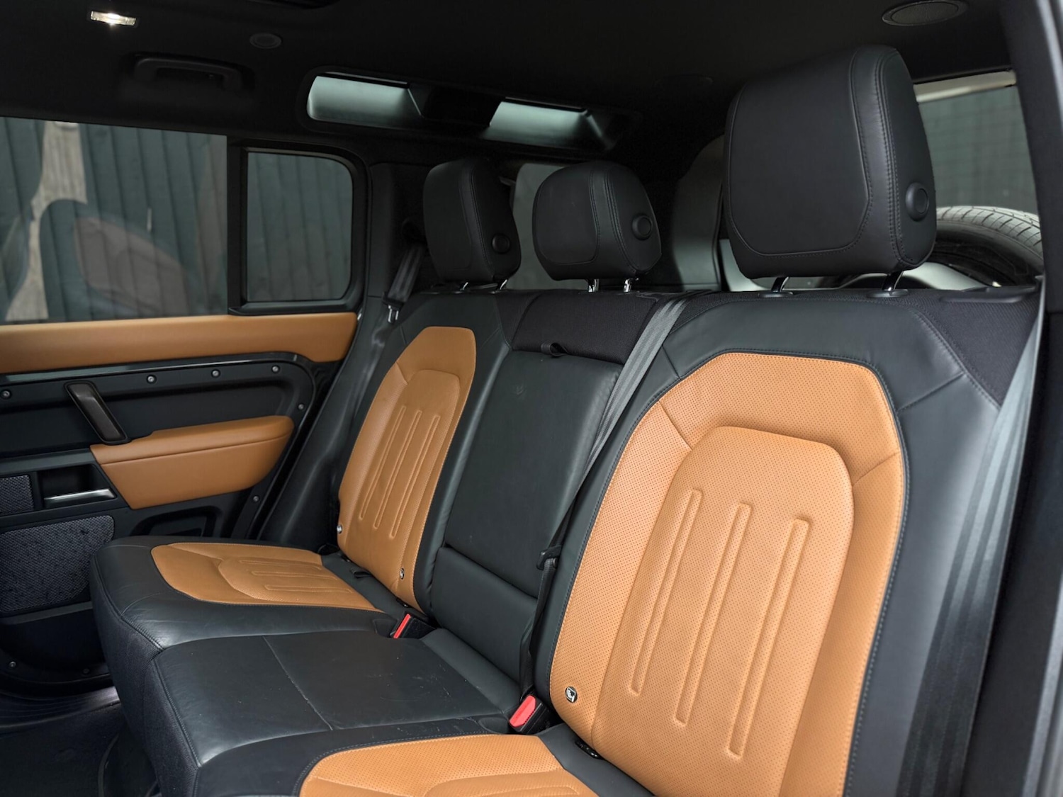 Used Land Rover Defender 2022 for sale - 76714246: Photo 21