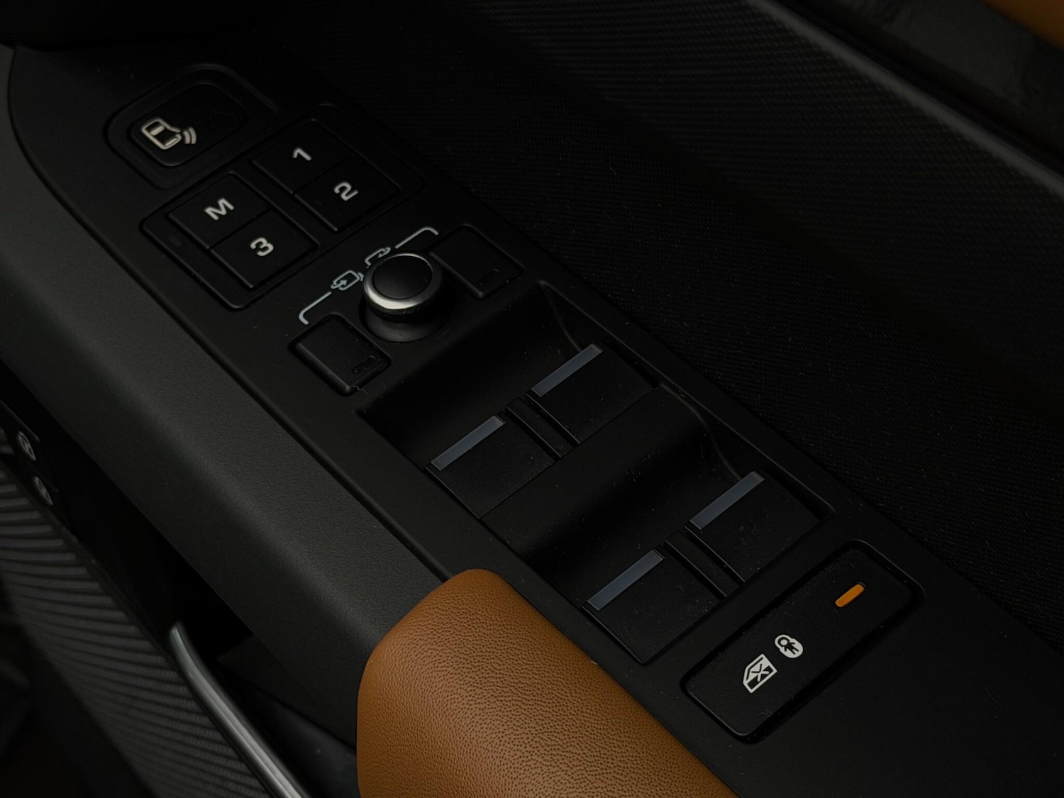 Used Land Rover Defender 2022 for sale - 76714246: Photo 26