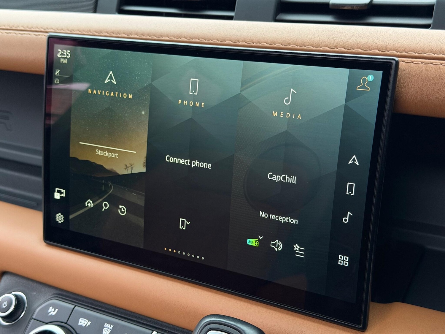 Used Land Rover Defender 2022 for sale - 76714246: Photo 40