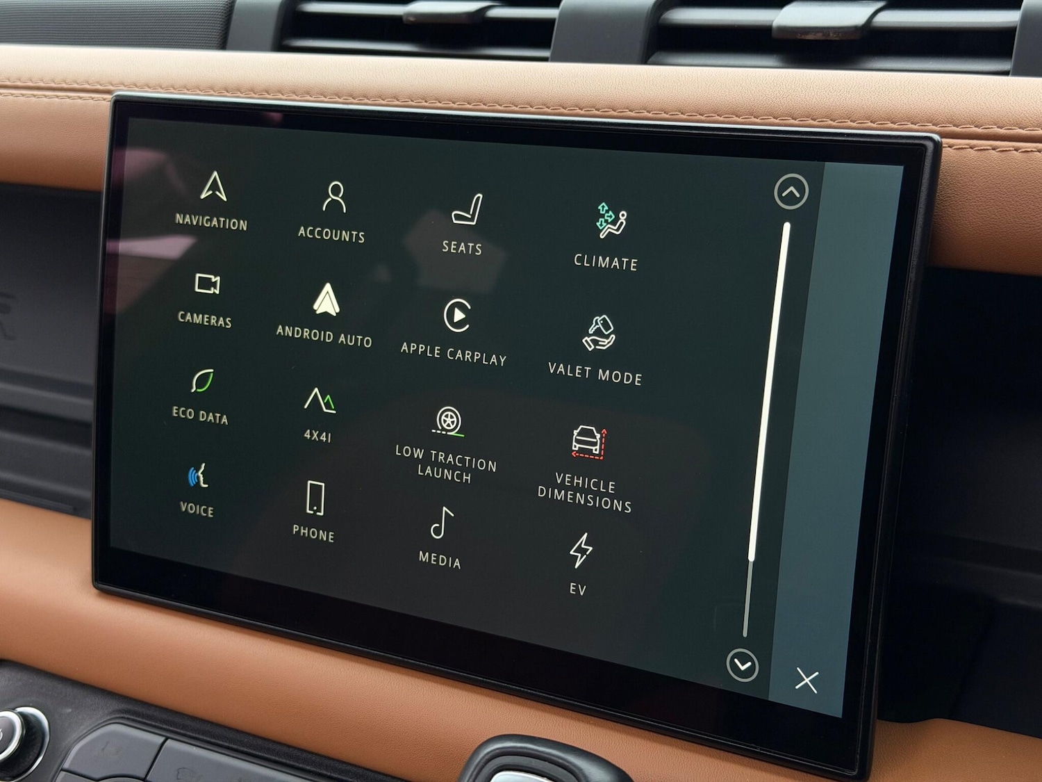 Used Land Rover Defender 2022 for sale - 76714246: Photo 41