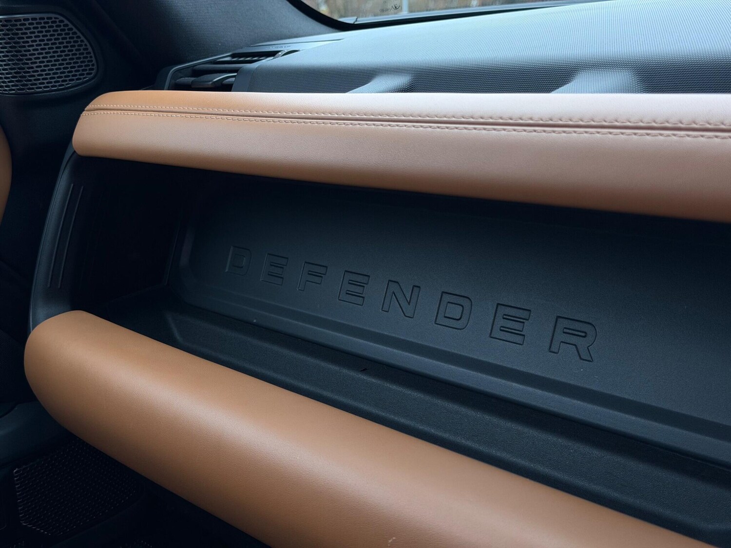 Used Land Rover Defender 2022 for sale - 76714246: Photo 57