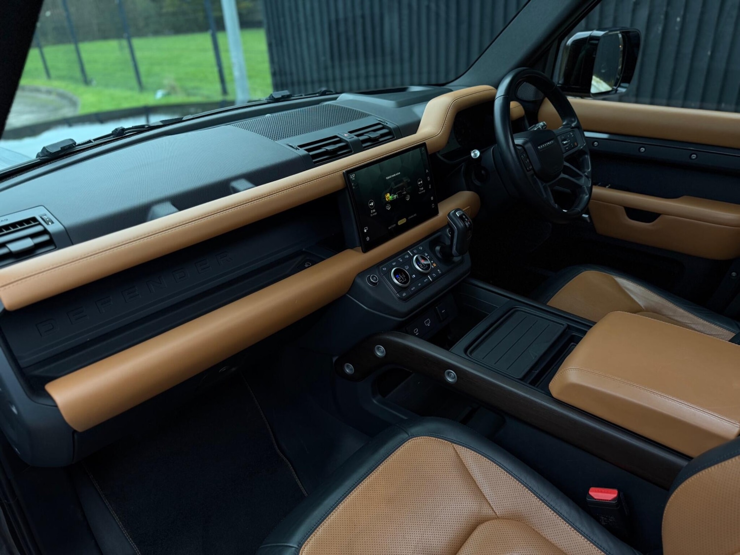 Used Land Rover Defender 2022 for sale - 76714246: Photo 69