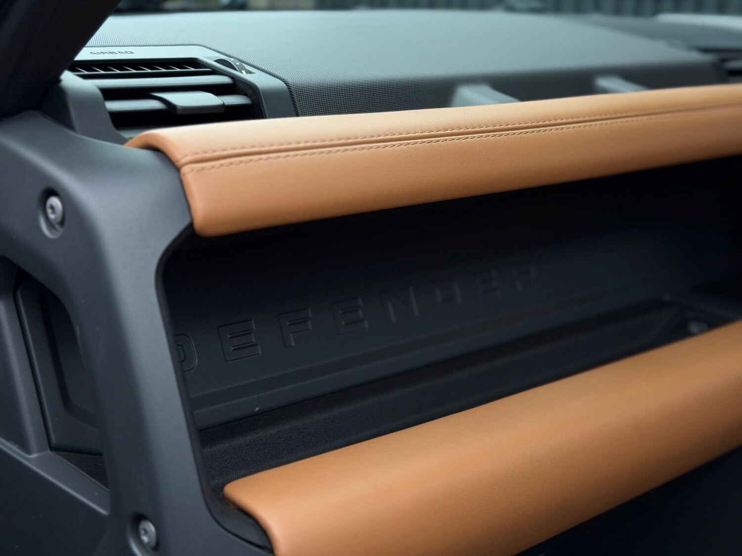 Used Land Rover Defender 2022 for sale - 76714246: Photo 70