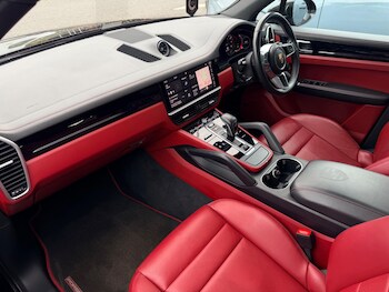 Used Porsche Cayenne 2021 for sale - 78318932: Photo