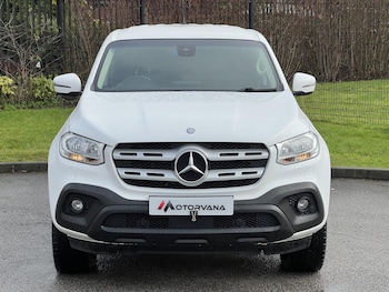 Used Mercedes-Benz X Class 2018 for sale - 79472114: Photo