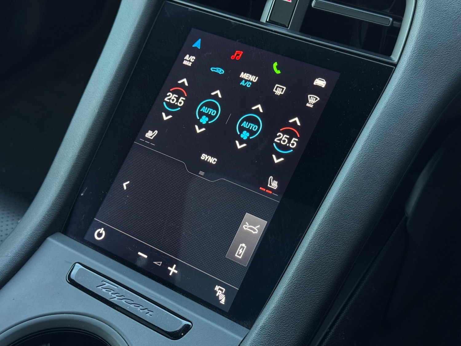 Used Porsche Taycan 2020 for sale - 76991799: Photo 24