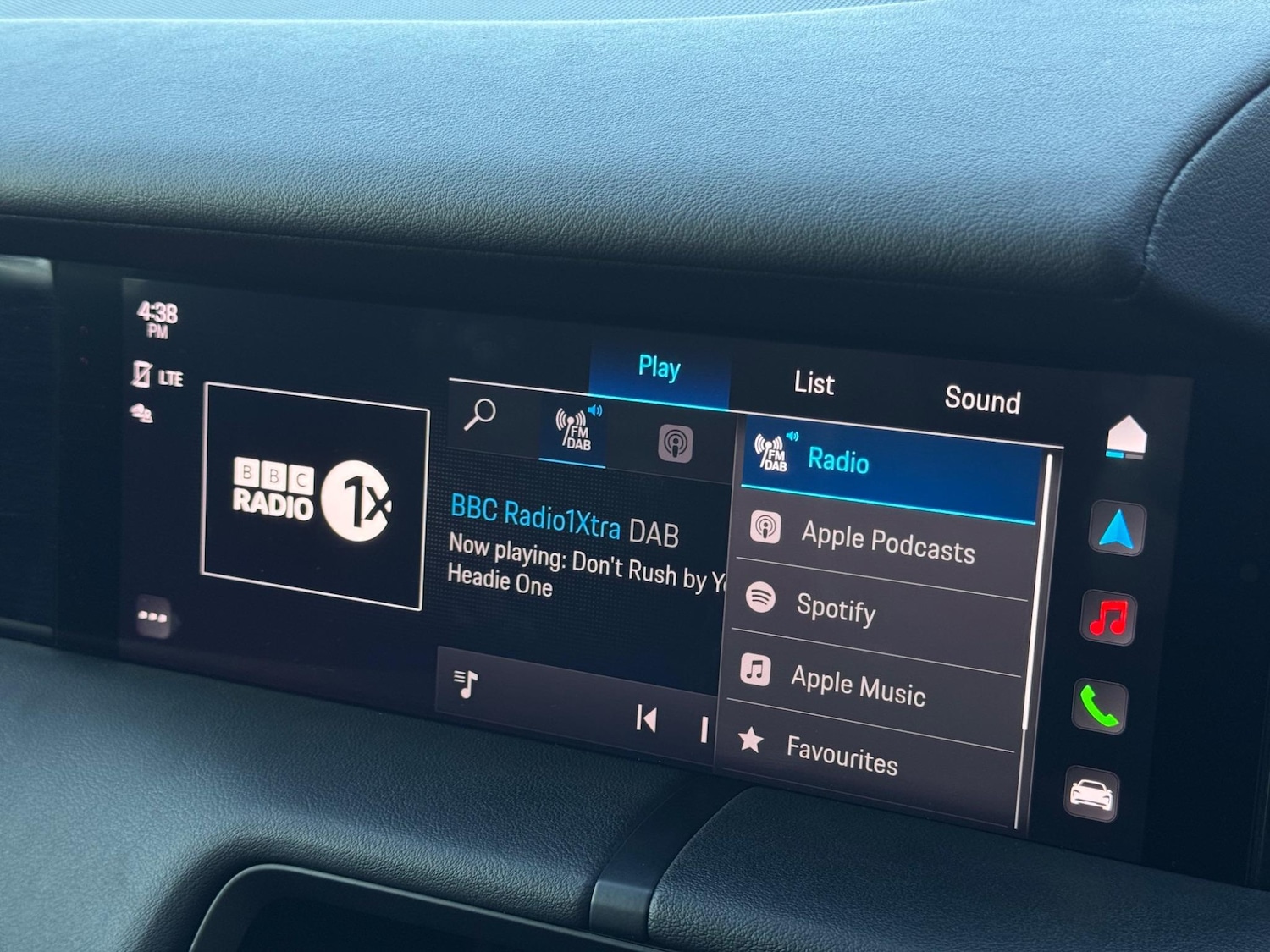 Used Porsche Taycan 2020 for sale - 76991799: Photo 29