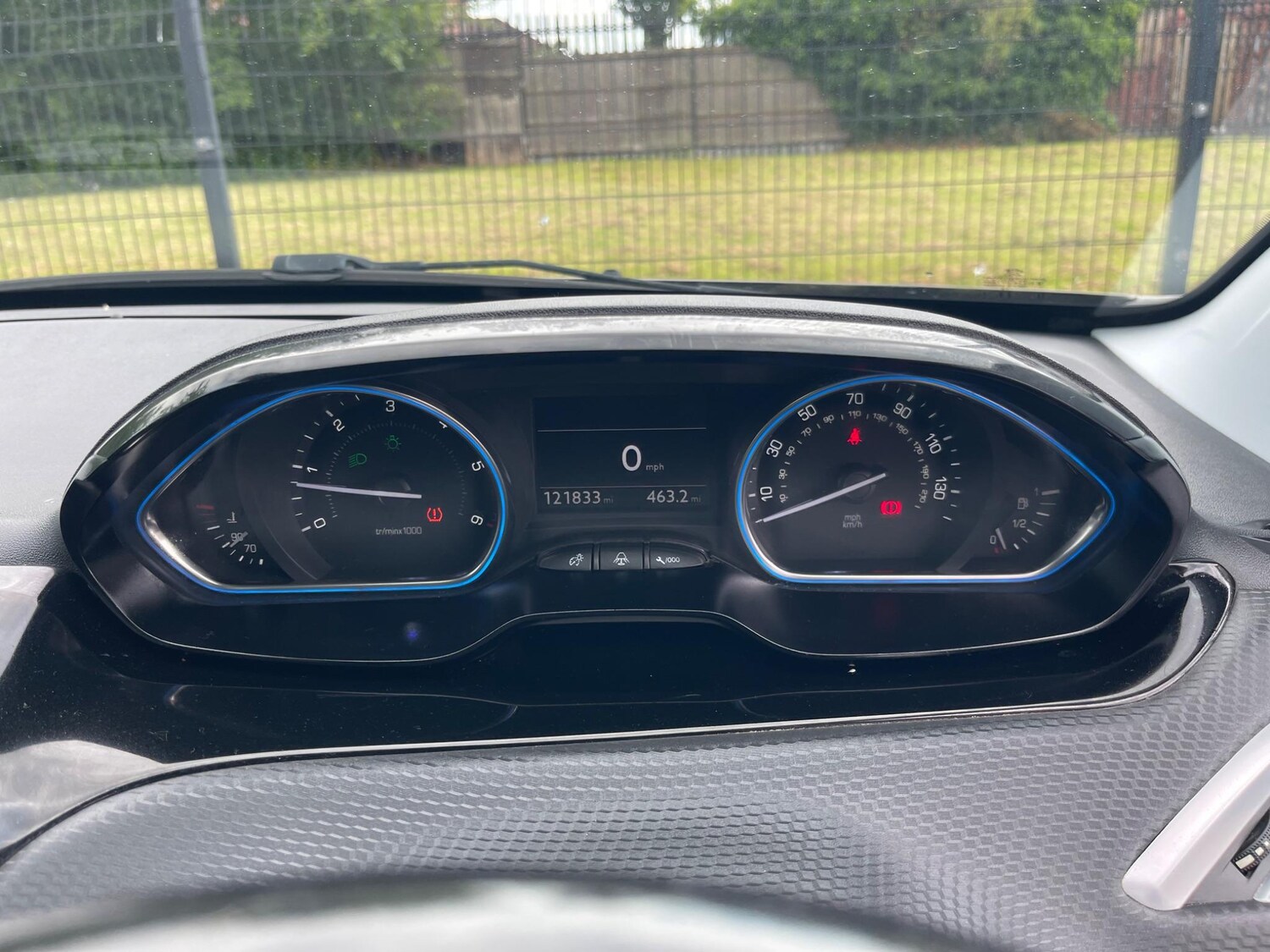 Used Peugeot 2008 2015 for sale - 76562006: Photo 22