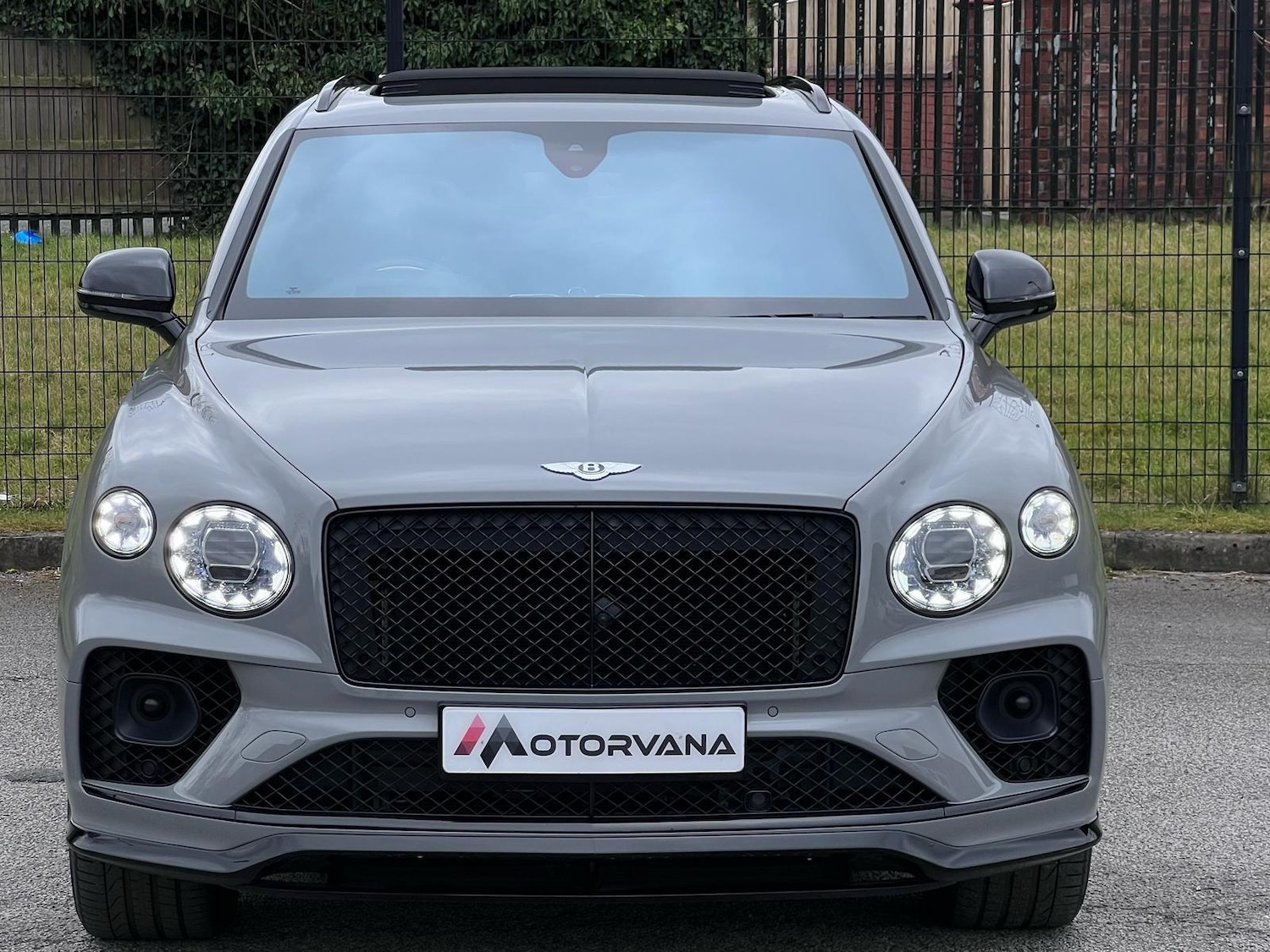 Used Bentley Bentayga 2022 for sale - 76996747: Photo 2