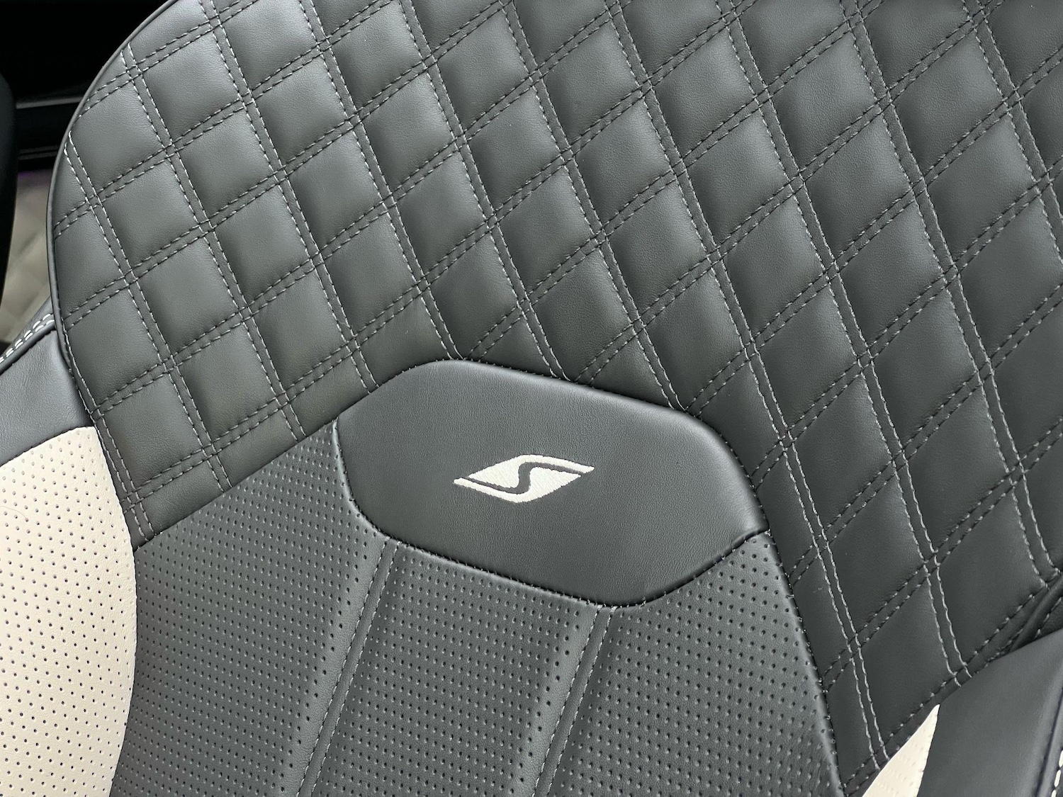 Used Bentley Bentayga 2022 for sale - 76996747: Photo 74