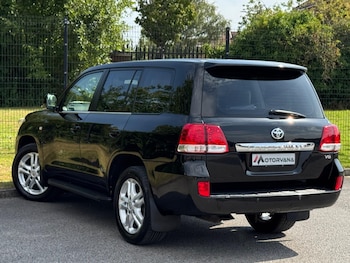 Used Toyota Land Cruiser 2010 for sale - 79553534: Photo