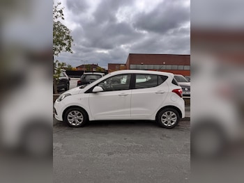Used Hyundai i10 2015 for sale - 78636925: Photo