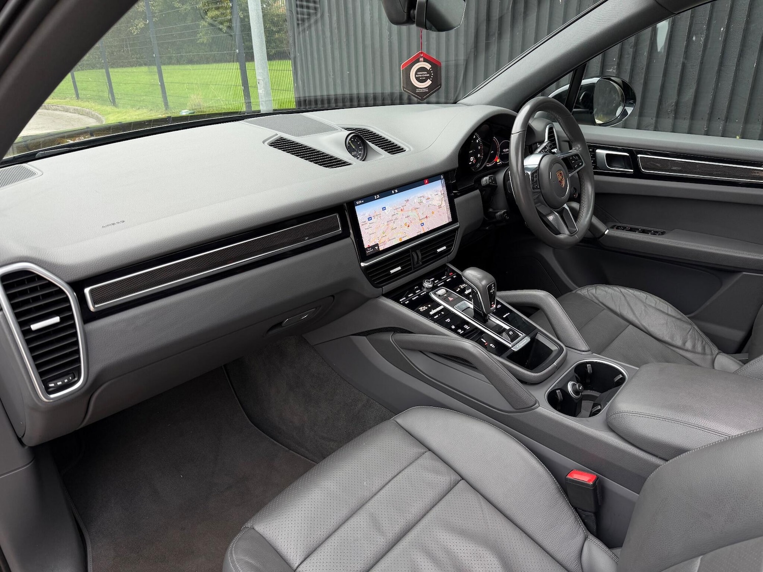 Used Porsche Cayenne 2018 for sale - 76561358: Photo 20