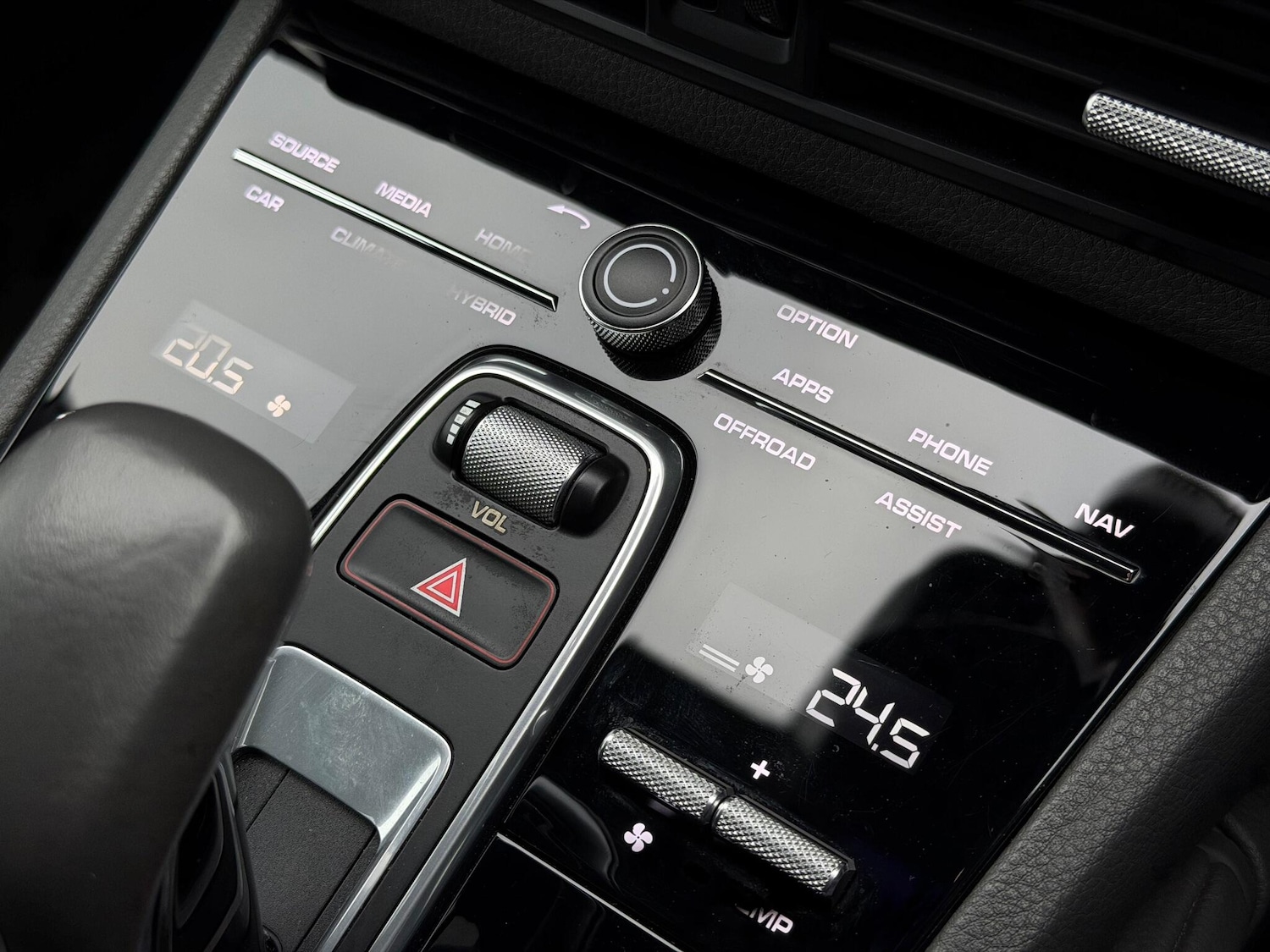 Used Porsche Cayenne 2018 for sale - 76561358: Photo 23